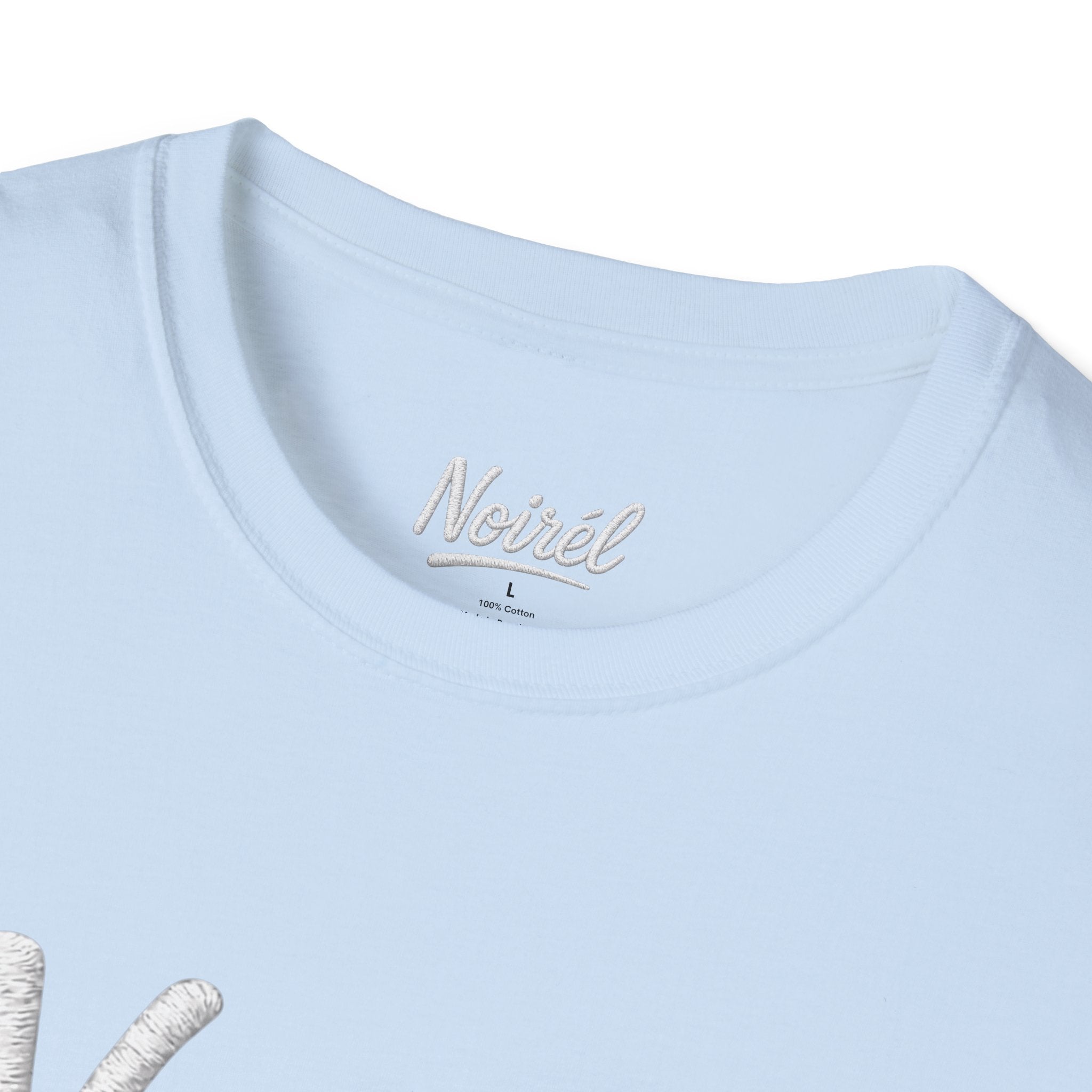 NOIRÉL T-Shirt – White Script Print