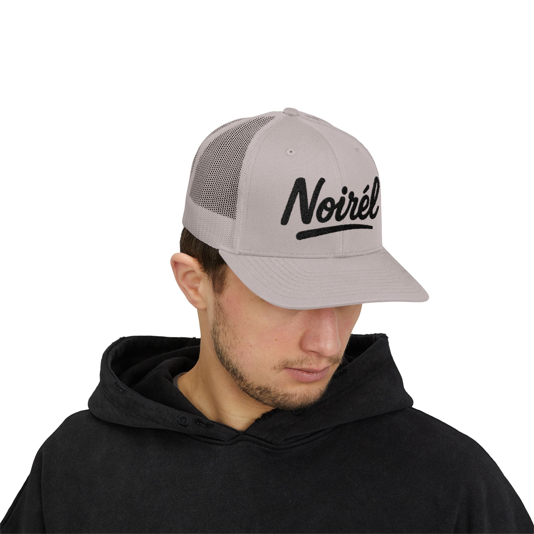 NOIRÉL Trucker Cap – Black Script