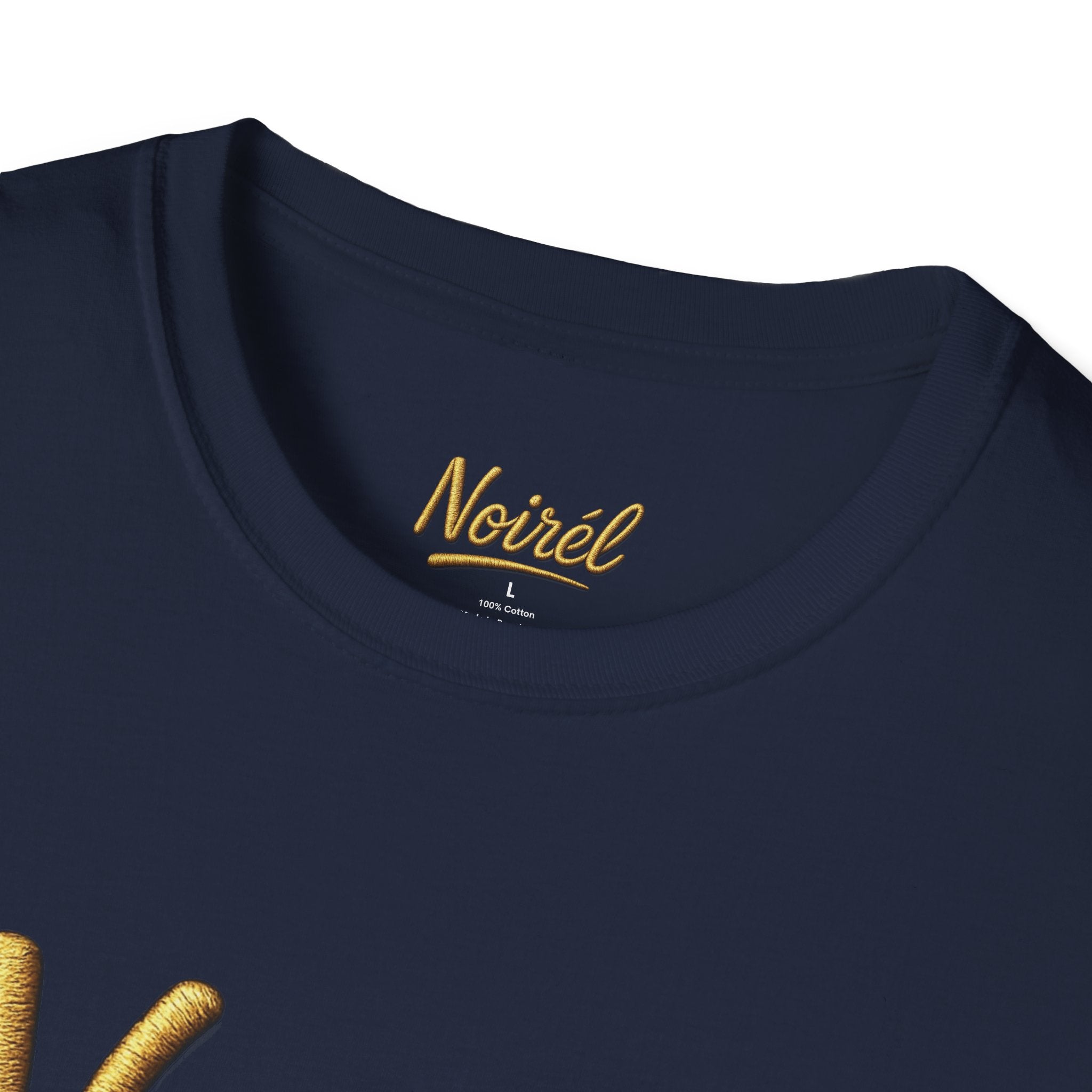 NOIRÉL T-Shirt – Gold Script Print