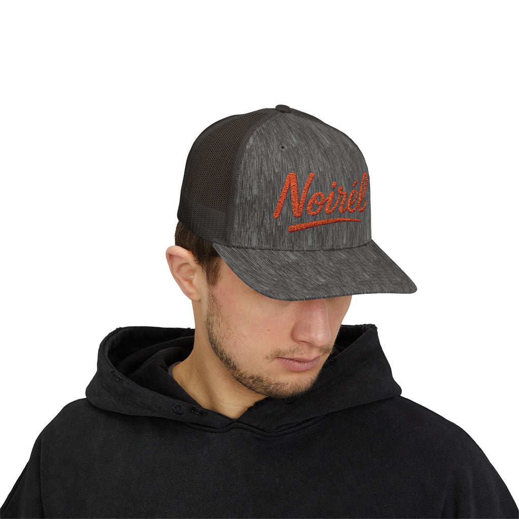 NOIRÉL Trucker Cap – Orange Script